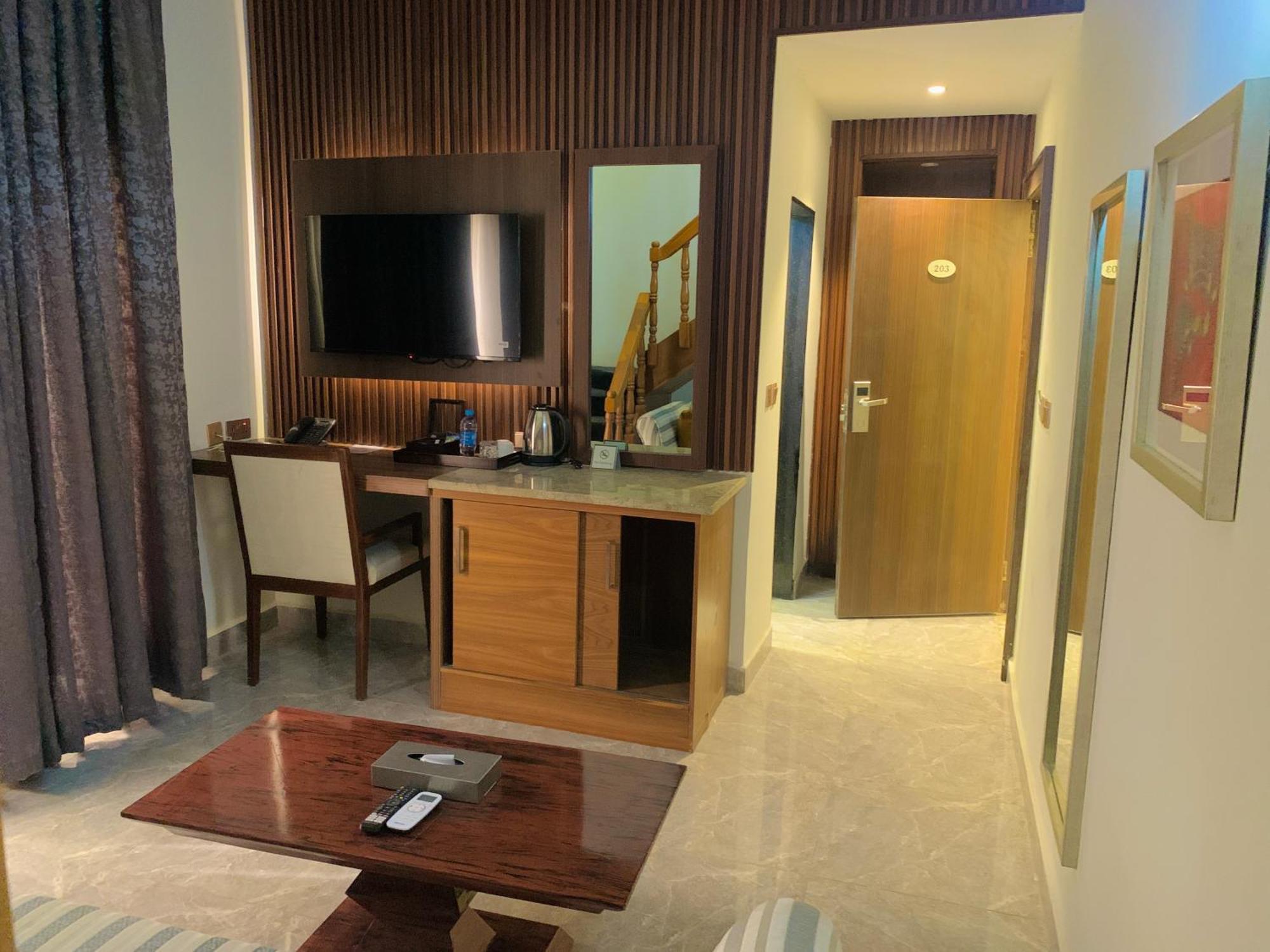 Amor Hotels Абуджа Экстерьер фото