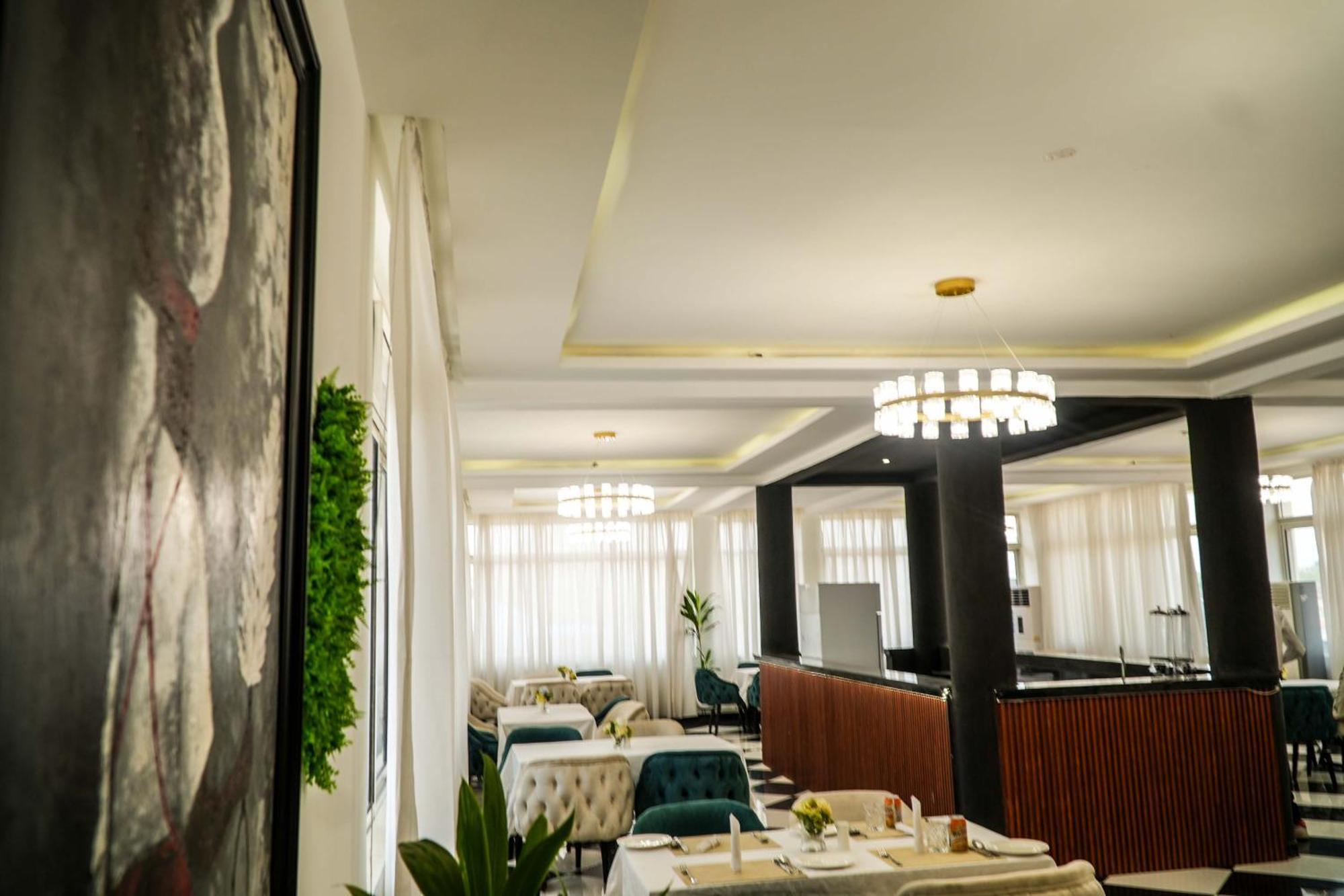 Amor Hotels Абуджа Экстерьер фото